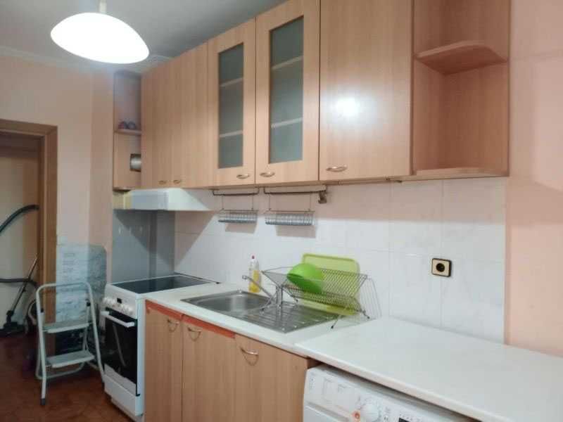 Дава се под наем Двустаен апартамент в София, Младост 4 - 80 кв.м за 509.49 € - Снимка #3