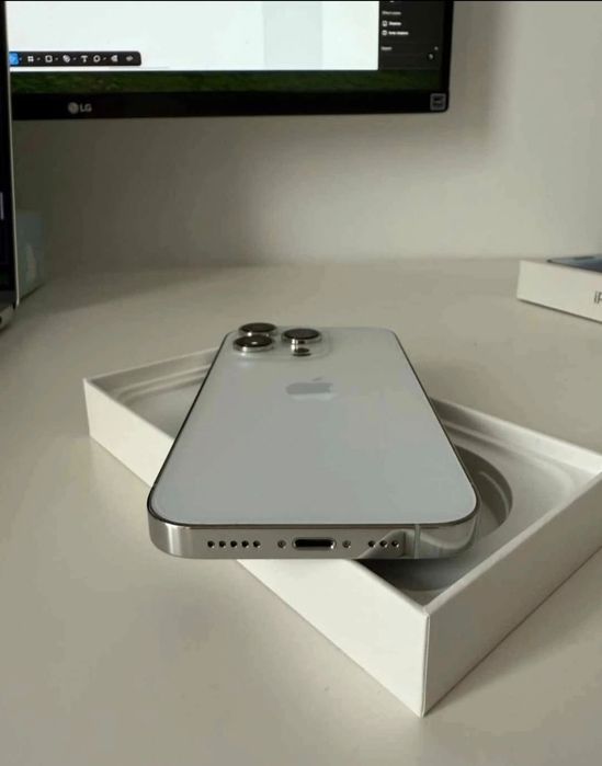 iPhone 14 pro impecabil