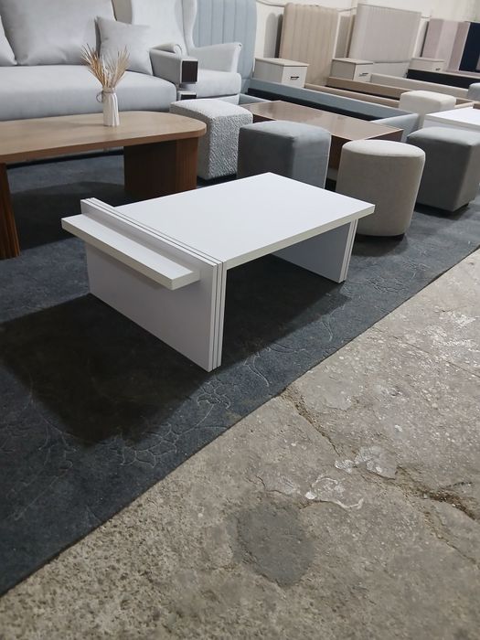 Столик журнальный