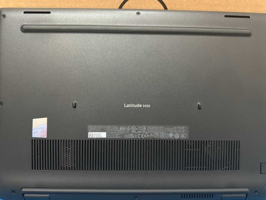 Dell Latitude 3420 14" FHD
