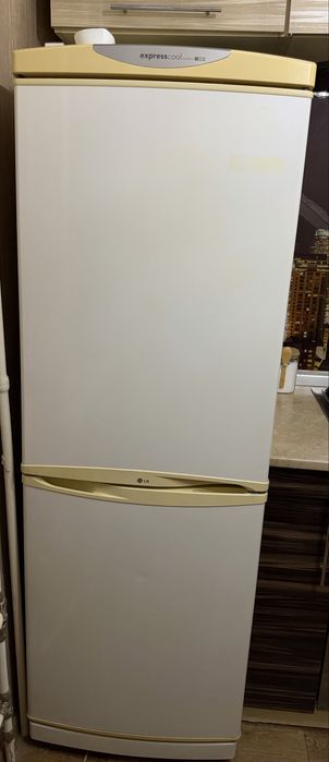 Холодильник lg б/у