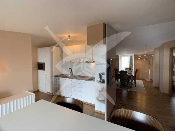 Продава се Многостаен апартамент в София, Хладилника - 162 кв.м за 655 €/кв.м - Снимка #3