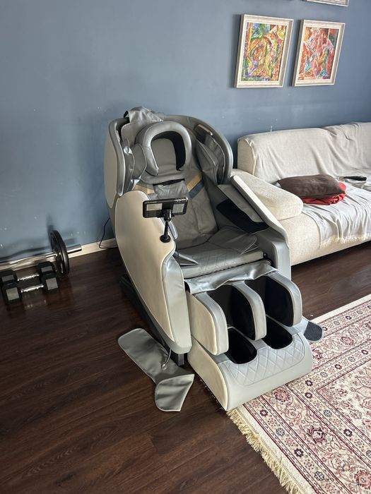Продам массажное кресло