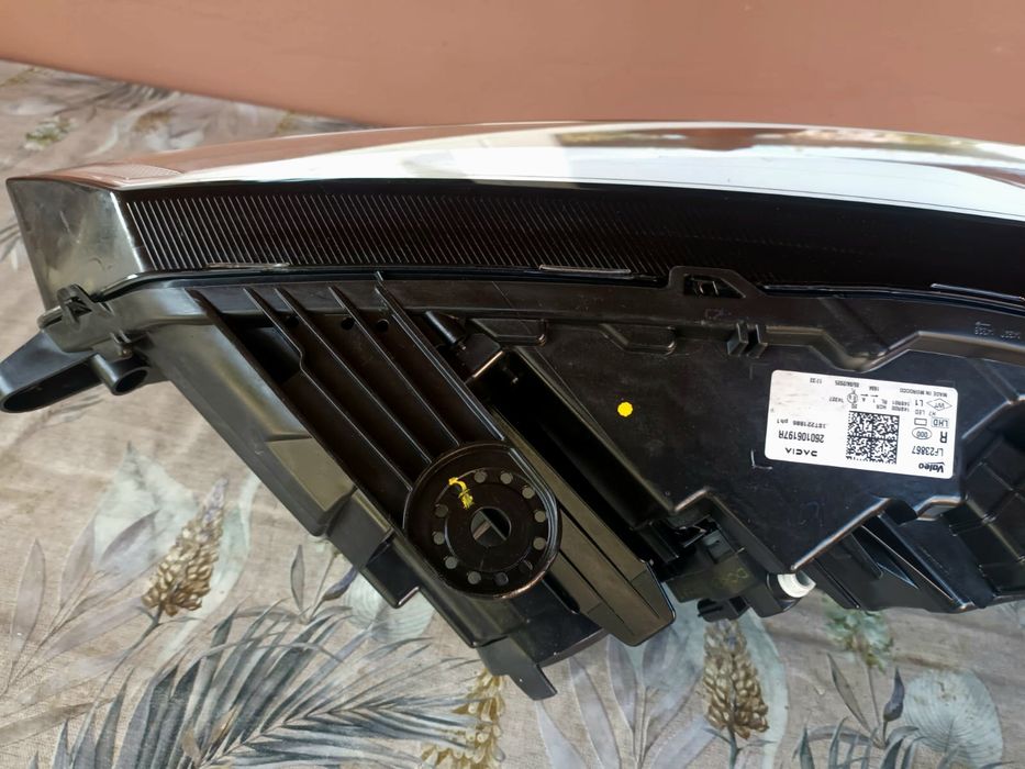 Far Dacia Logan III/Sandero/Stepway/Jogger dreapta+stânga (2021-2025)