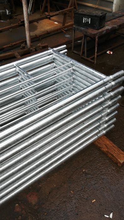 Producator schela / schele metalica fatada