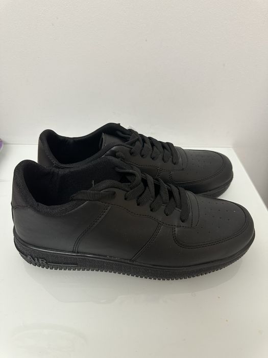 Adidasi Nike Air, marime 44, barbati - tenisi