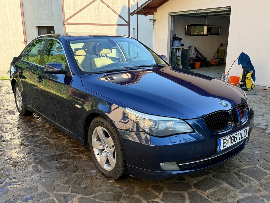 BMW Seria 5 BMW 520d LCI Facelift | Trapă | Bi-Xenon | Scaune Electrice Încălzite