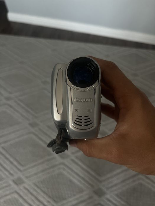 Продам камеру Canon