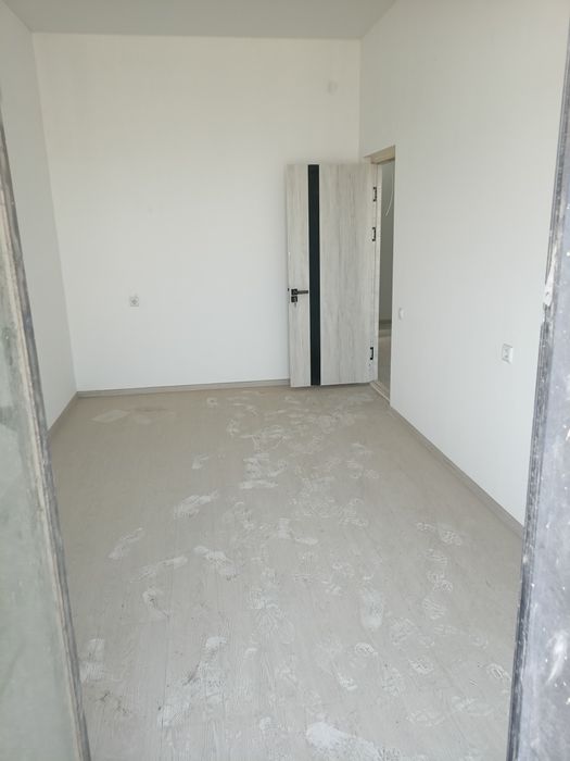 Продам 2 комнатную квартиру