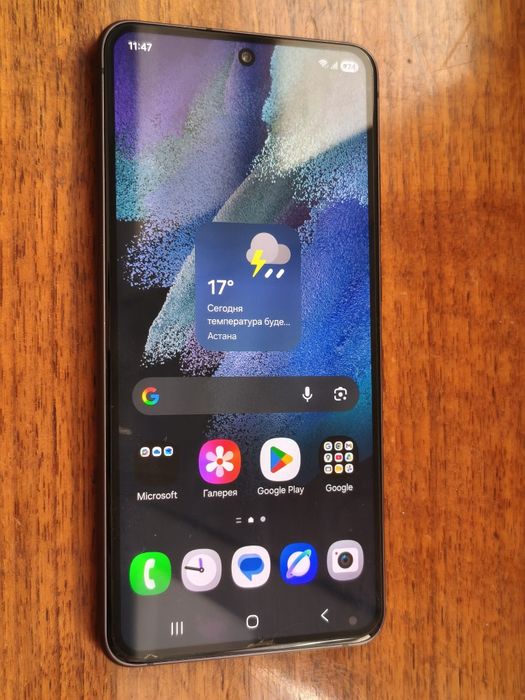 Продам Samsung S21 FE 5G