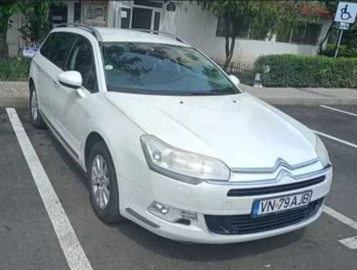 Inchiriez Citroen C5 Break automat