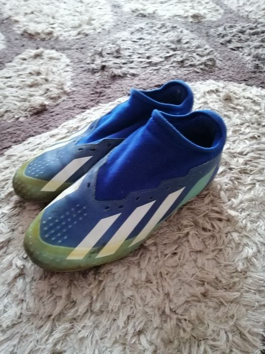 De vinzare ghete fotbal crampoane. Preț 50lei perechea