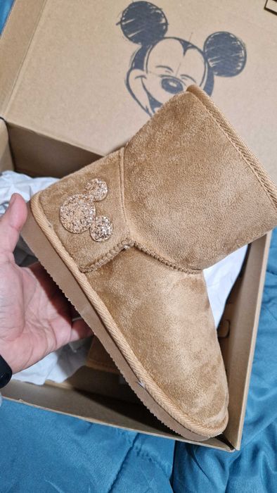 Walt Disney нови топли боти с апликация на Mickey Mouse Camel 38 EU