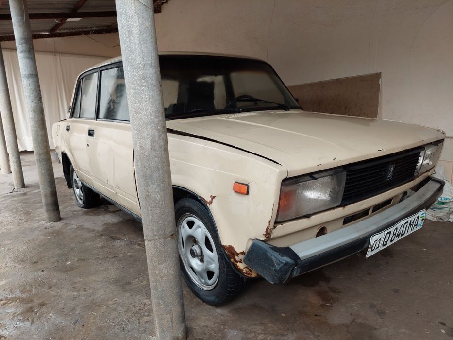 Vaz 05 sotiladi 1981 yil