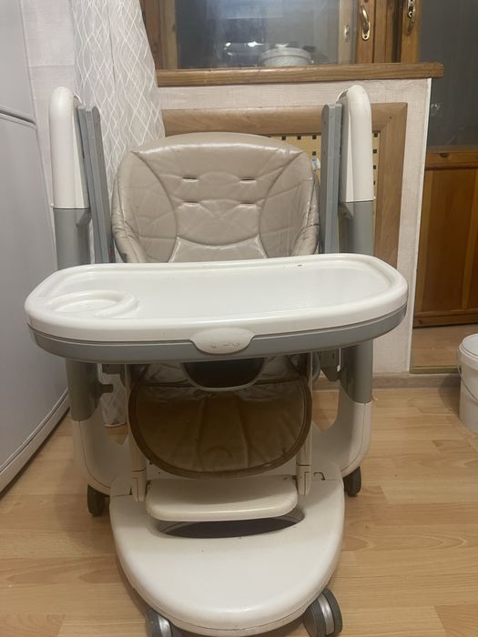 Стульчик для кормления peg perego