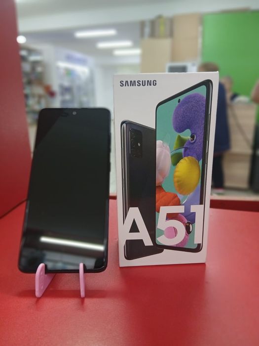 Продам телефон Самсунг А51