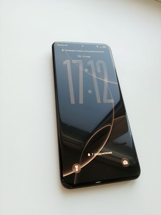 Телефон Honor 200