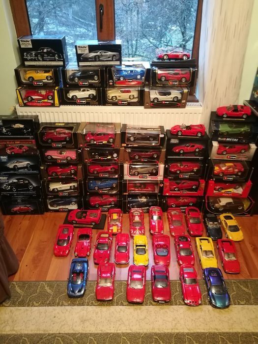 Diverse machete 1:18