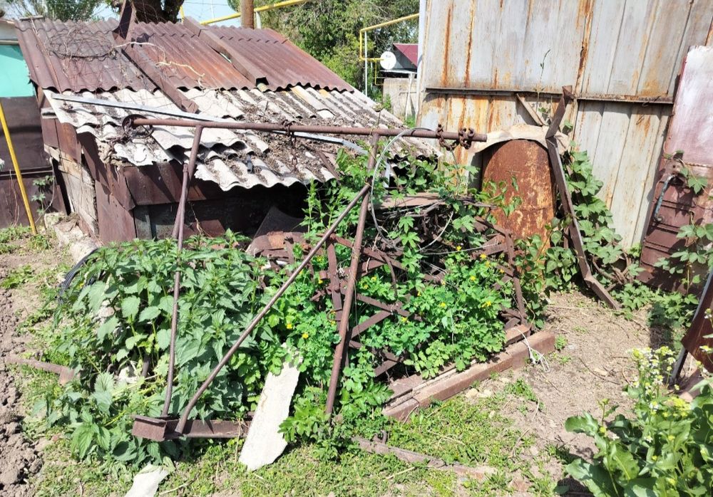 Трактор.    Т-25