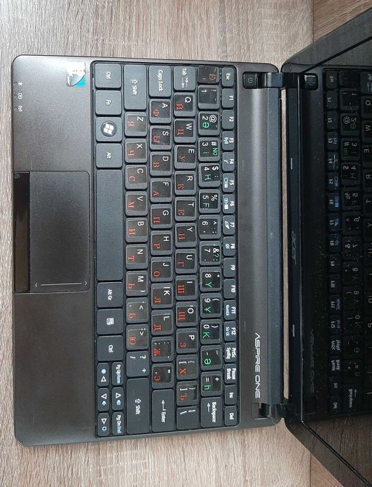 Нетбук Acer One D270 чёрного цвета