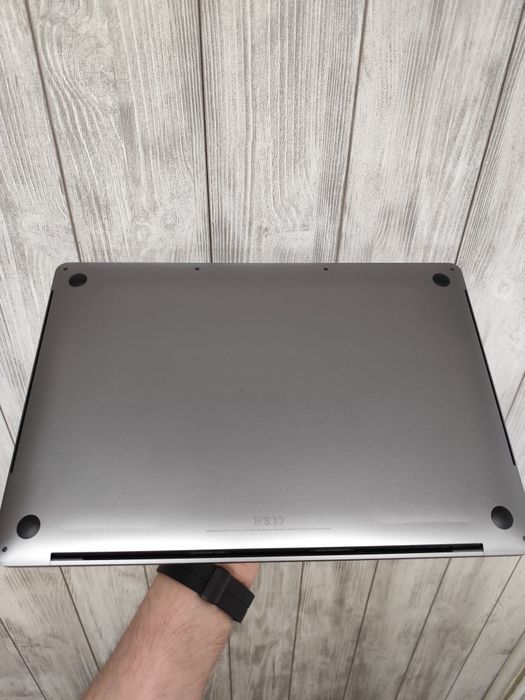MacBook Pro 16” 2019 – i7 / 16GB RAM / 512GB SSD Amanet SZ Non Stop