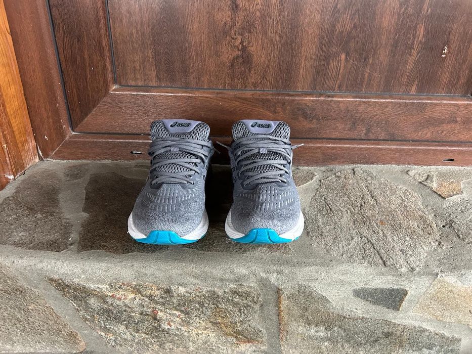 ASICS мъжки маратонки