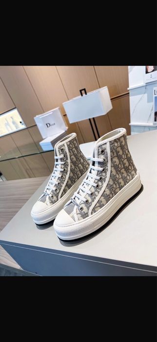 Dior – бели високи кецове