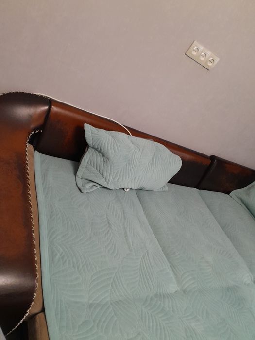 Диван большой хороший