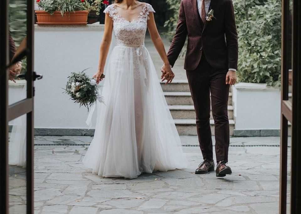 Rochie de mireasa, model sirena, dantela si tulle