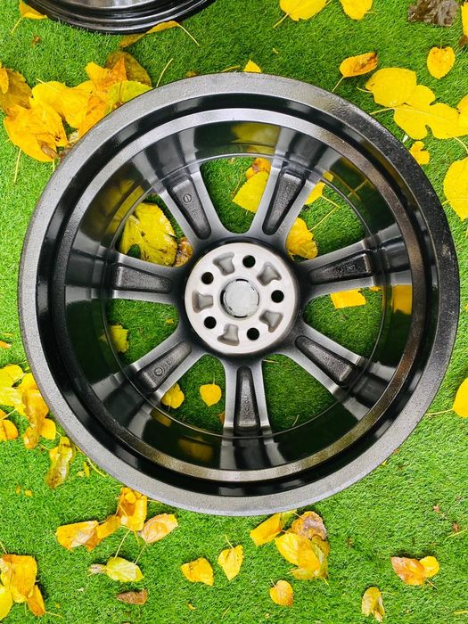 Диски  R19 ORIGINAL тойота//лексус