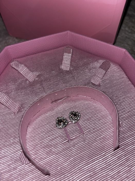 Colier Swarovski Ariana Grande nou