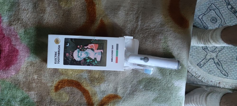 Vând periuțe de dinți electrice