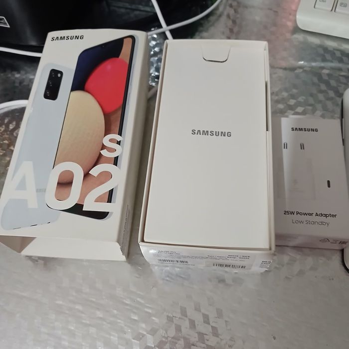 Продаю Samsung Galaxy A02s (White, 32GB)