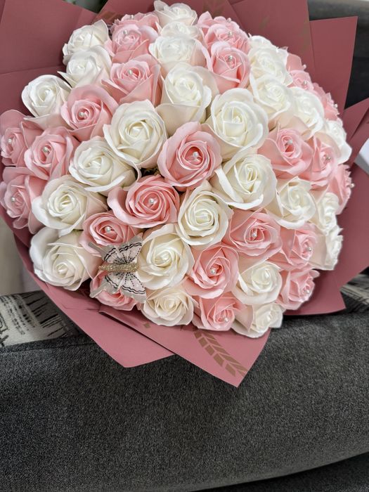 Buchete trandafiri sapun 51 la 100 lei