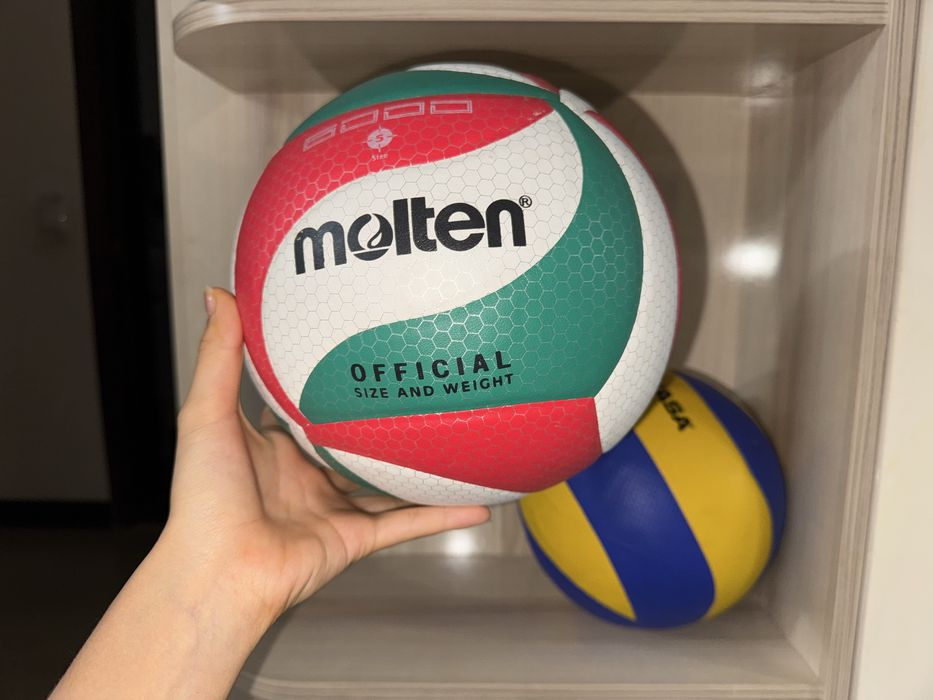 Волейбольные мячи Mikasa, Molten