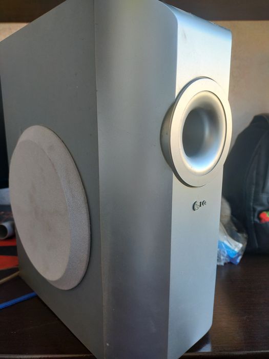 Акустическая система (колонки)