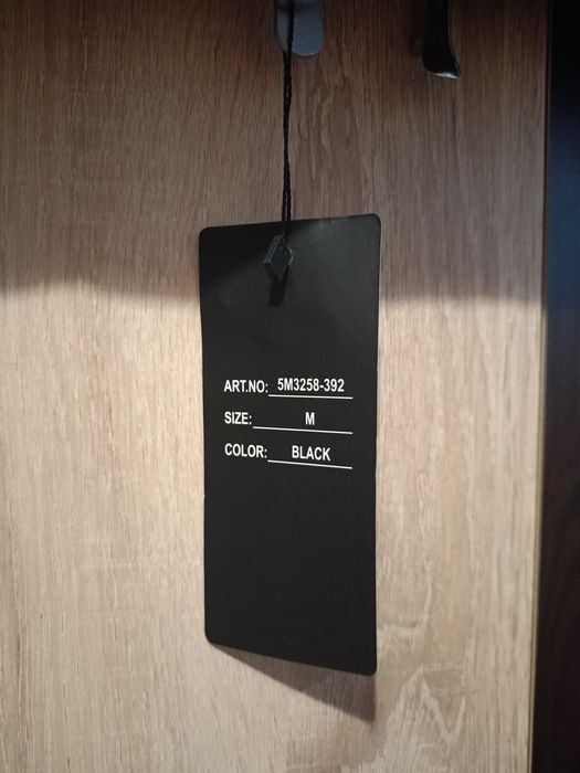 Дамско черно яке