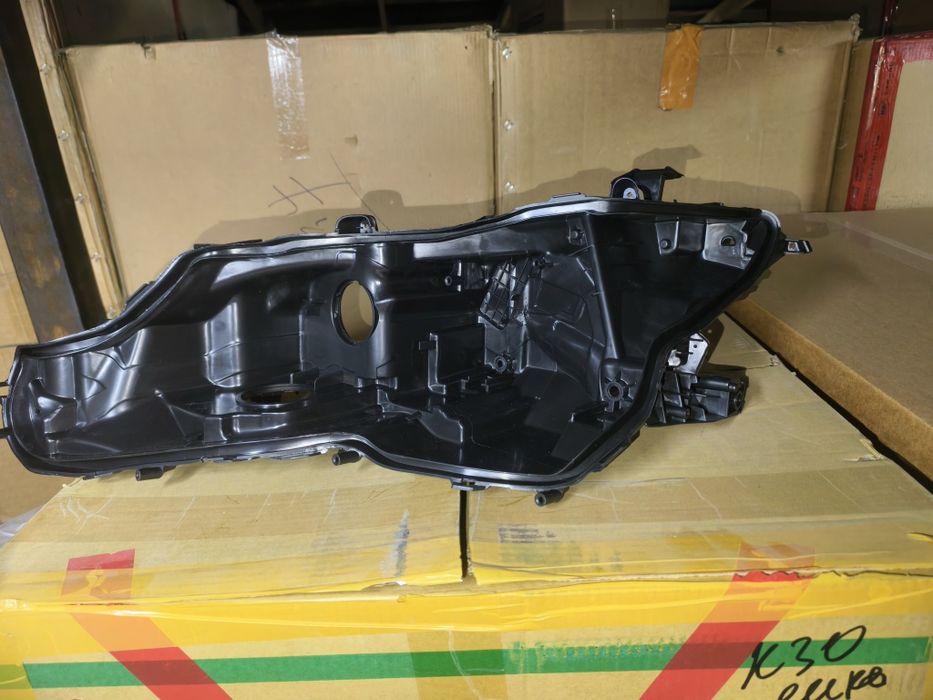 Camry 70 evro корпус фара/Камри 70 евро корпус фара