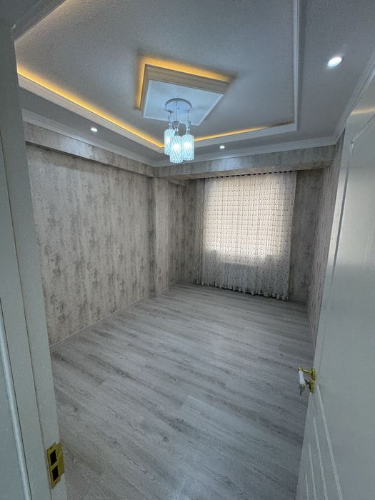 Самарқанд шаҳрида квартира сотилади