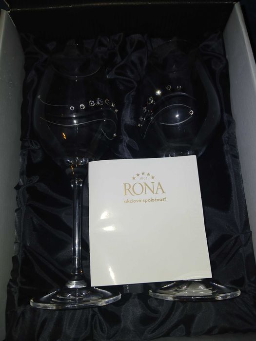 Кристални чаши за вино с камъни Swarovski 350мл – 2 броя