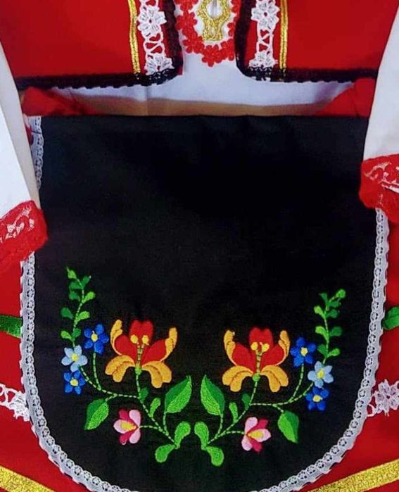 Престилки за детски носии за момиче