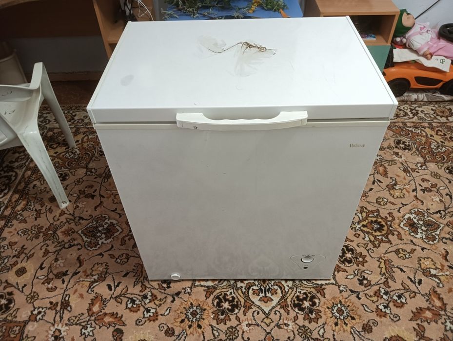 Продам.Морозильная камера Midea