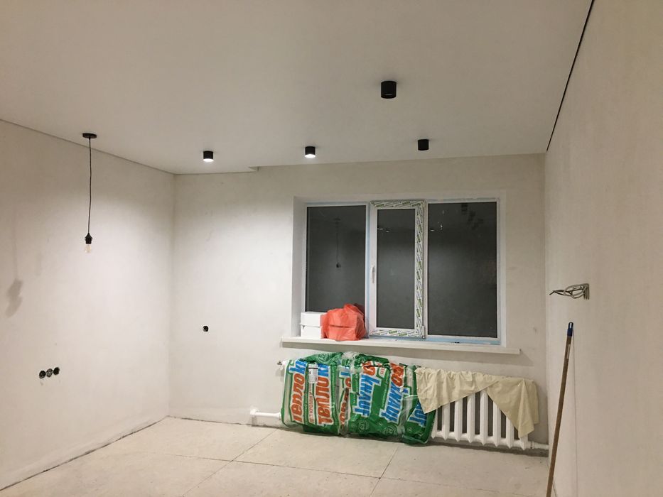 Натяжные потолки