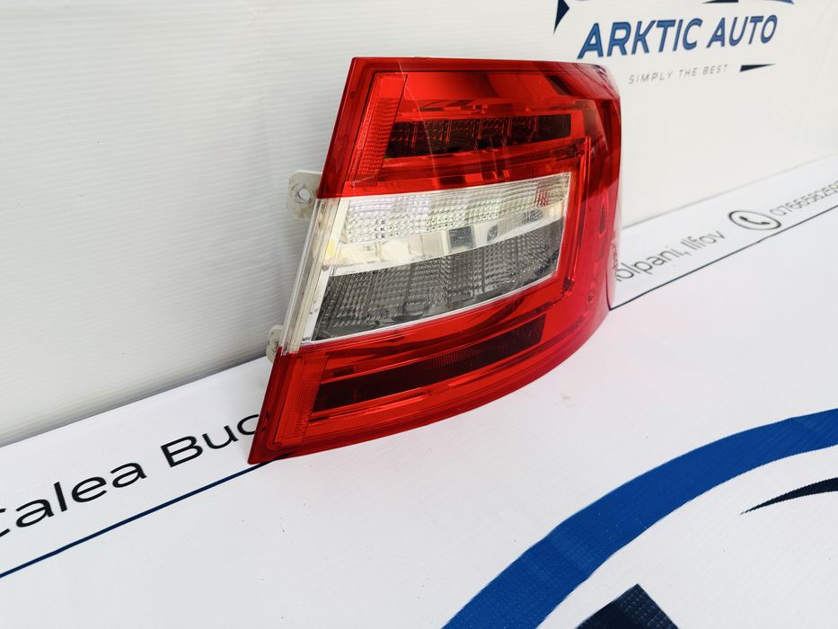 Stop dreapta Skoda Octavia 3 sedan model cu un led !