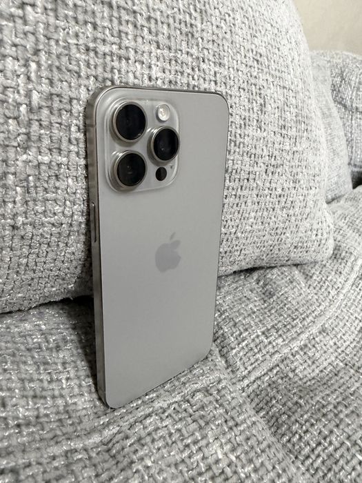 продам айфон 15 про макс