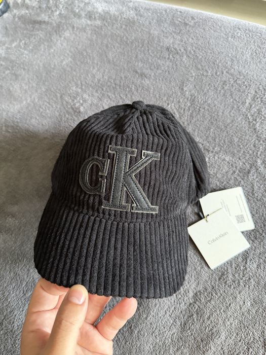 Calvin Klein sapca unisex material reiat negru cu logo ck cusut marime universala noua originala