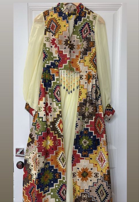 Срочно көйлек сатылады