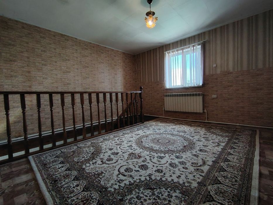 Продам коттедж в мкр. Отрвановка