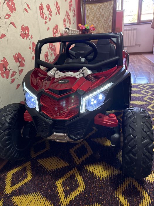 Детская машина (электрическая)