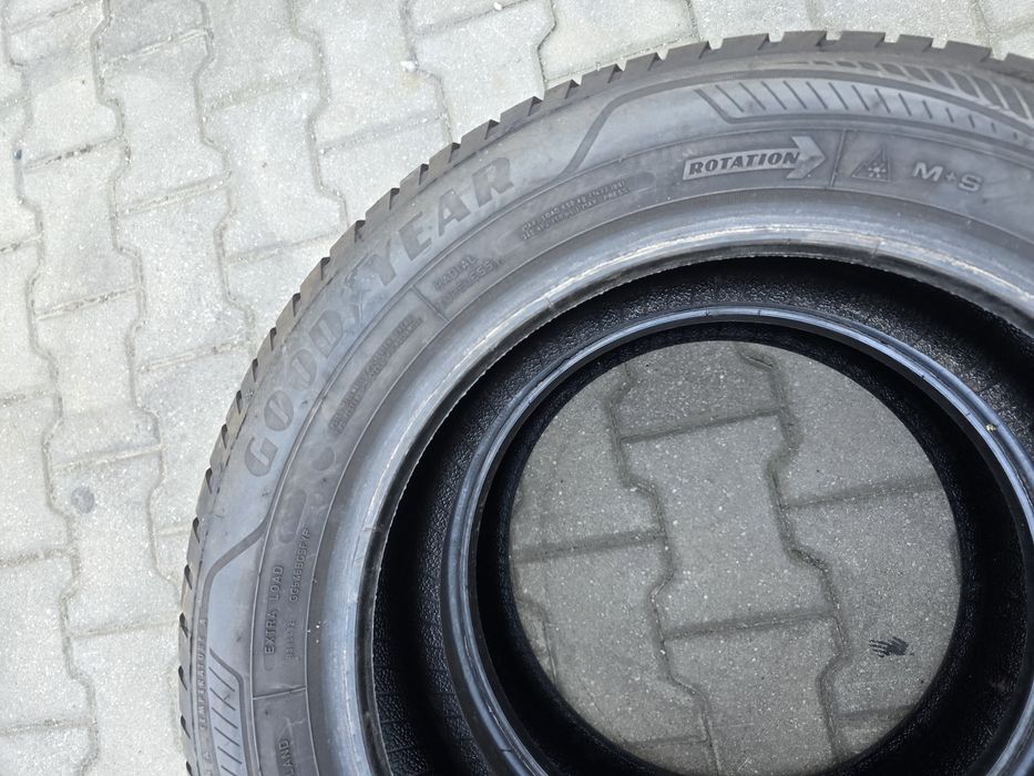 195 60 16 Goodyear m+s